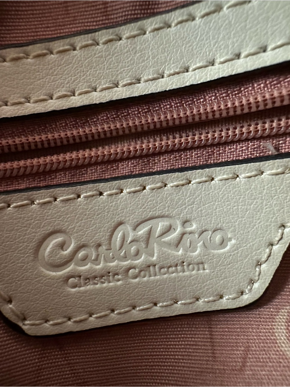 Carlo Rino Classic Collection Quilted Backpack 🤍 - Picture 15 of 15